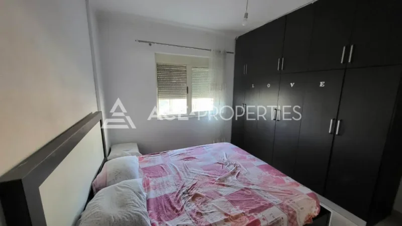 Durres, jepet me qera apartament 1+1 Kati 5, 300 € (SHKEMB KAVAJE)