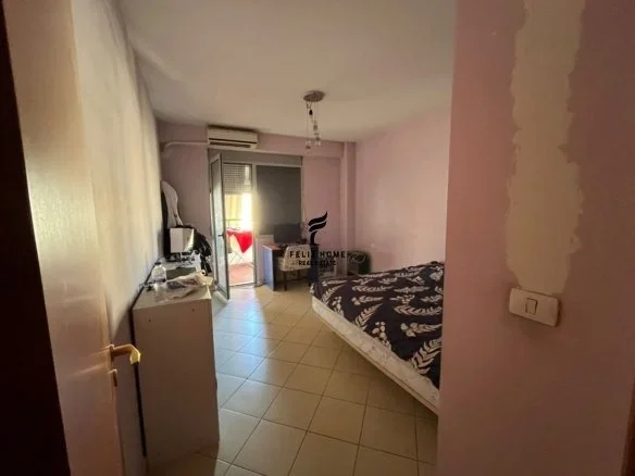 Tirane, shitet apartament 2+1 Kati 8, 118 m² 330.000 € (RRUGA E DIBRES)