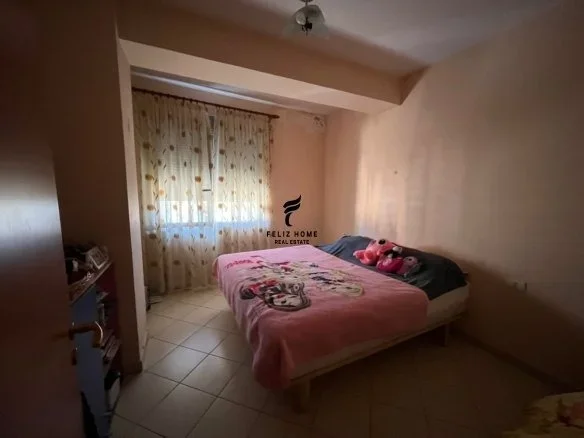 Tirane, shitet apartament 2+1 Kati 8, 118 m² 330.000 € (RRUGA E DIBRES)