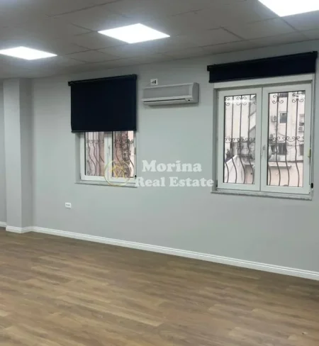Tirane, jepet me qera ambjent biznesi Kati 1, 89 m² 950 € (Qender)