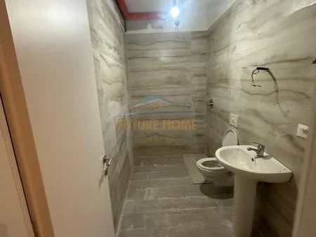 Tirane, shitet apartament 2+1 Kati 4, 60 m² 85.000 € 