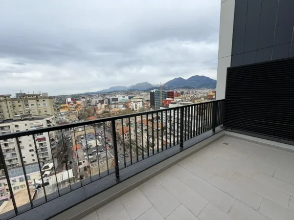 Tirane, jepet me qera apartament 1+1+Ballkon Kati 12, 85 m² 1.200 € (Rruga e Barrikadave)