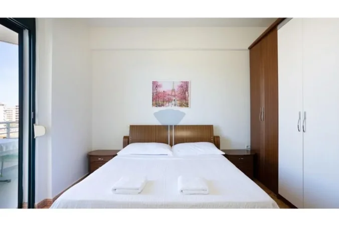 Vlore, jepet me qera apartament 2+1 Kati 8, 90 m² 550 € (Rruga Cameria, Lungomare, Vlore)