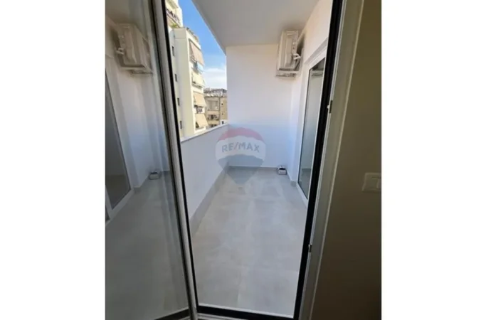 Shitet apartament 1+1 , 53 m² 155.000 €