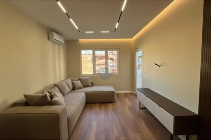 Shitet apartament 1+1 , 53 m² 155.000 €