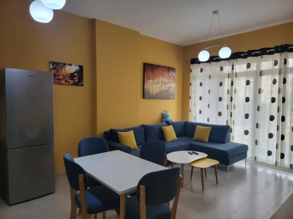 Tirane, jepet me qera apartament 1+1 Kati 2, 65 m² 550 € (21 Dhjetori)