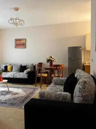 Tirane, jepet me qera apartament 1+1+Aneks+Ballkon Kati 1, 65 m² 600 € (rruga mine peza)
