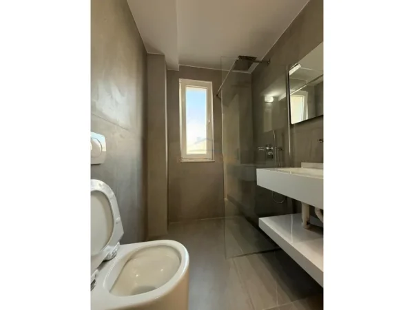 Tirane, shitet apartament 1+1 Kati 4, 53 m² 149.000 € (SIRI KODRA)