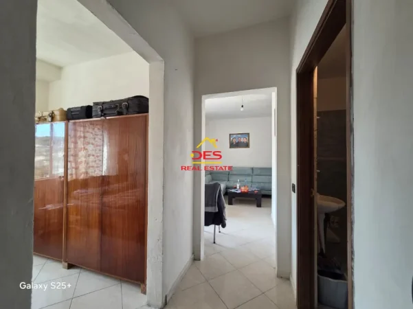 Vlore, shitet apartament 1+1+Ballkon Kati 7, 52 m² 79.000 € (Rruga Ismail Qemali)
