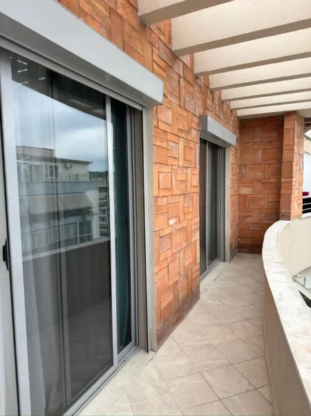 Tirane, shitet apartament 1+1+Aneks+Ballkon Kati 8, 60 m² 