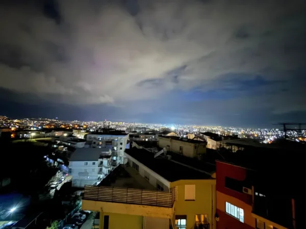 Tirane, shitet apartament 1+1 , 70 m² 115.000 € 