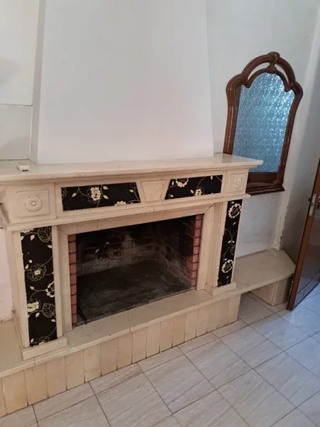 Tirane, jepet me qera garsonier 1+1 Kati 1, 50 m² 300 € 