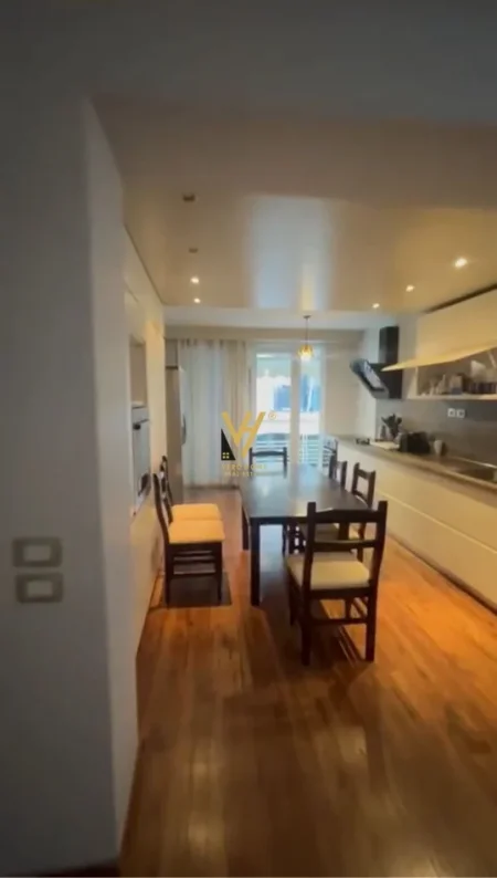 Tirane, jepet me qera apartament 2+1+Ballkon Kati 2, 114 m² 1.050 € (RRUGA MARGARITA TUTULANI)