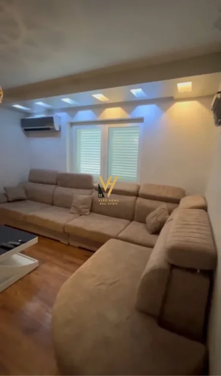 Tirane, jepet me qera apartament 2+1+Ballkon Kati 2, 114 m² 1.050 € (RRUGA MARGARITA TUTULANI)