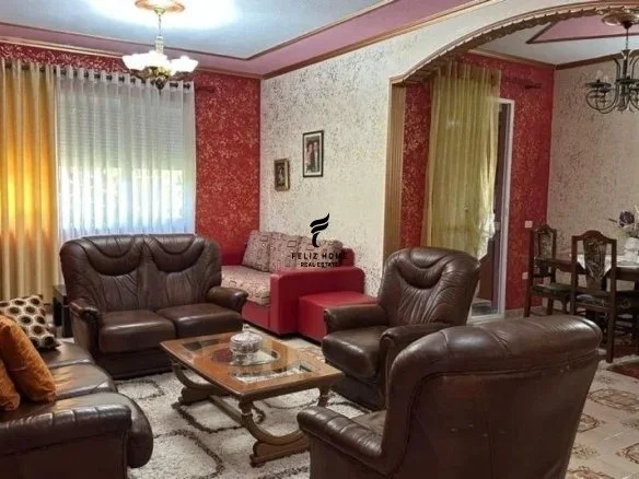 Tirane, jepet me qera apartament 2+1 Kati 3, 132 m² 700 € (VASIL SHANTO)