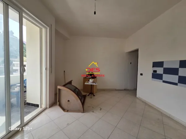 Vlore, shitet apartament 1+1+Ballkon Kati 7, 54 m² 79.000 € (Rruga Ismail Qemali)