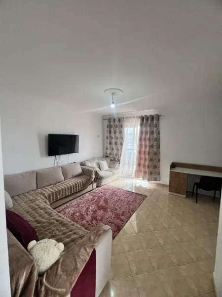 Tirane, jepet me qera apartament 2+1 Kati 8, 72 m² 400 € (Yzberisht)