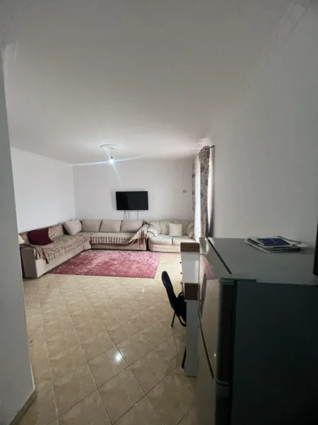Tirane, jepet me qera apartament 2+1 Kati 8, 72 m² 400 € (Yzberisht)