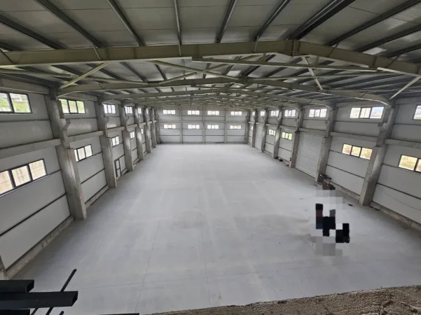 Tirane, jepet me qera magazine Kati 0, 1.200 m² 6.280 € (AUTOSTRADA TIRANE-DURRES)