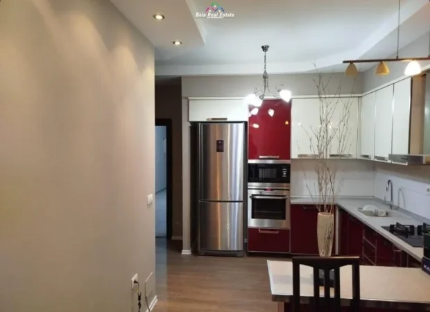 Tirane, jepet me qera apartament 1+1 Kati 6, 68 m² 470 € (Rruga Besim Alla)