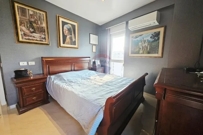 Tirane, shitet apartament 3+1 , 97 m² 290.000 € 