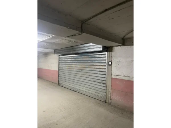 Tirane, jepet me qera apartament 2+1 Kati 5, 81 m² 1.000 € (Pazari i Ri , Tirane)