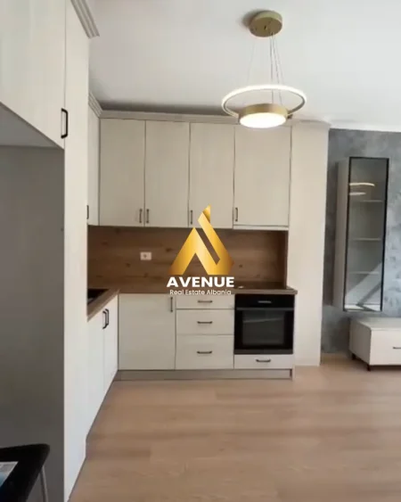 Tirane, shitet 1+1 Kati 2, 145.700 € 
