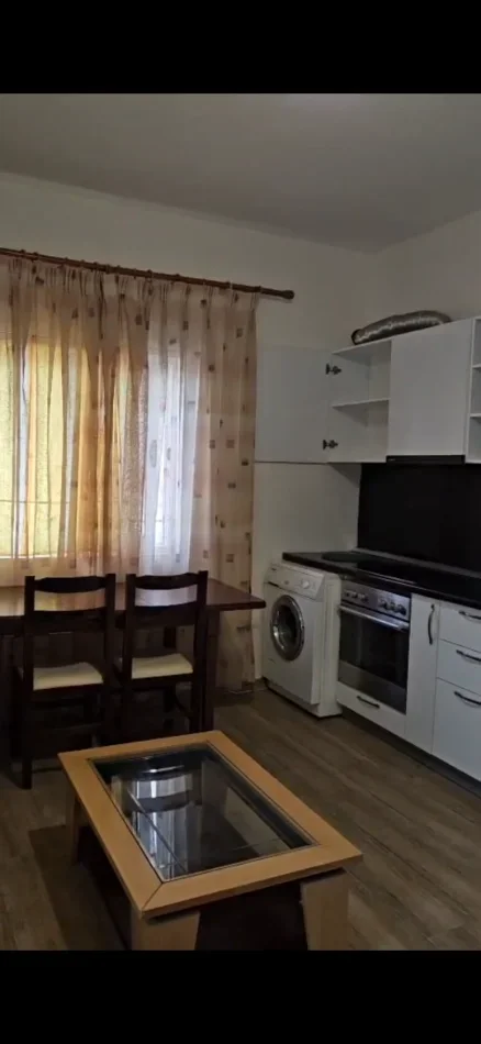 Tirane, jepet me qera nga Pronari, pa-komision apartament 1+1 Kati 1, 65 m² 350 € (Rr. Mihal Grameno)