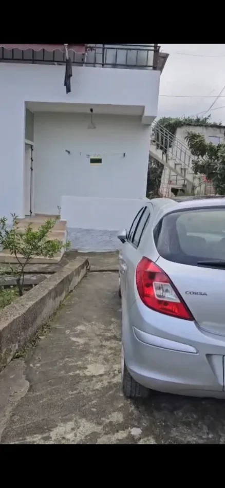 Tirane, jepet me qera nga Pronari, pa-komision apartament 1+1 Kati 1, 65 m² 350 € (Rr. Mihal Grameno)