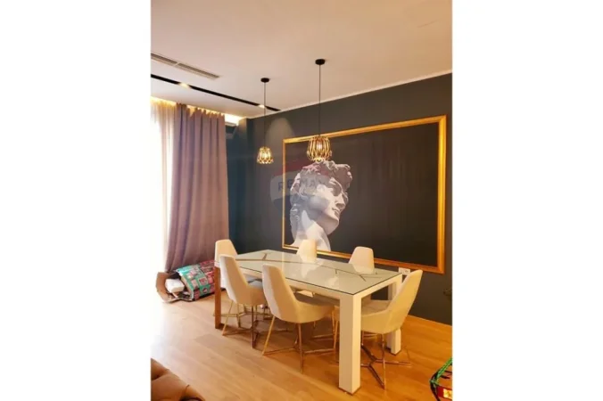 Tirane, jepet me qera apartament 2+1 , 1.800 € 