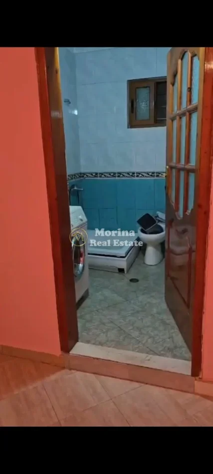 Tirane, jepet me qera apartament 1+1 Kati 2, 75 m² 340 € (Rruga 5 Maji)