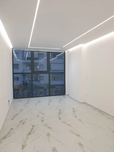 DYQAN ME QERA ,ASTIR