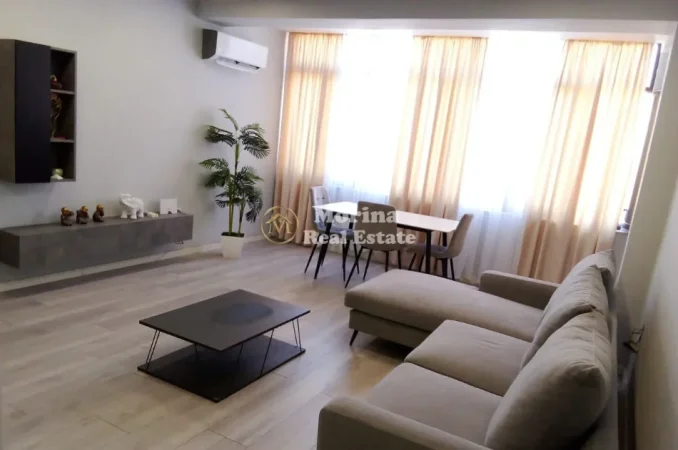 Tirane, jepet me qera apartament 2+1 Kati 5, 90 m² 850 € (21 Dhjetori)