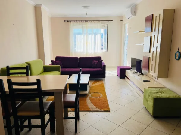Tirane, jepet me qera apartament 2+1 Kati 5, 95 m² 500 € (Yzberisht)