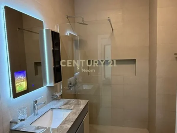 Tirane, jepet me qera apartament 2+1 Kati 6, 100 m² 1.000 € (rruga e elbasanit)