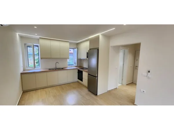 Sarande, shitet apartament 1+1+Ballkon Kati 2, 65 m² 125.000 € (sarand)
