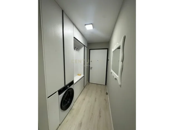 Tirane, jepet me qera apartament 2+1 Kati 7, 86 m² 700 € (astiri unaza e re)