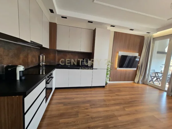Tirane, shitet apartament 3+1+Ballkon Kati 7, 106 m² 320.000 € (stadiumi dinamo)