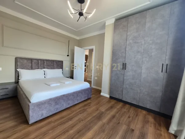 Tirane, shitet apartament 3+1+Ballkon Kati 7, 106 m² 320.000 € (stadiumi dinamo)