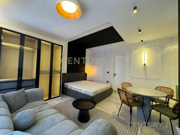 Tirane, jepet me qera garsonier 1+1 Kati 4, 38 m² 500 € (komuna e parisit)