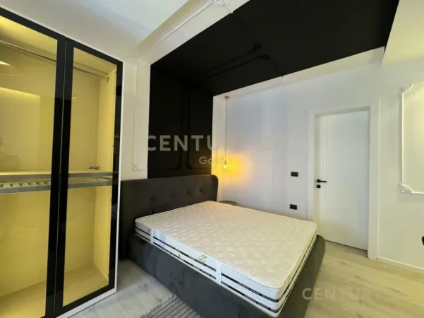 Tirane, jepet me qera apartament 1+1 Kati 4, 38 m² 500 € (komuna e parisit)