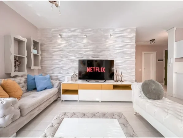 Tirane, jepet me qera apartament 2+1 , 105 m² 1.350 € (Kopshti Zoologjik, prane Pavarottit)