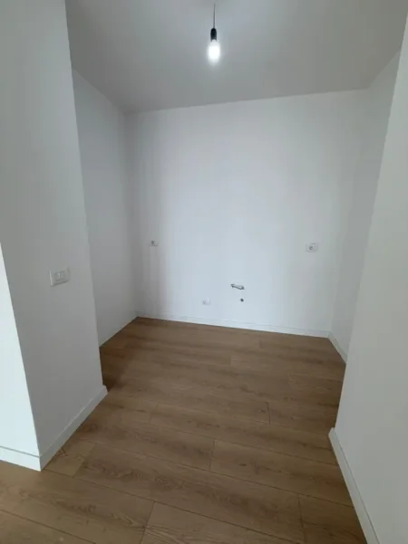 Tirane, shitet apartament 2+1+Aneks+Ballkon Kati 8, 97 m² 299.400 € (Komuna Parisit)