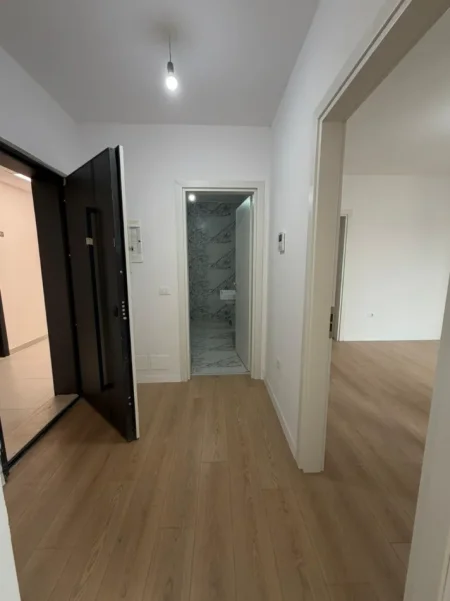 Tirane, shitet apartament 2+1+Aneks+Ballkon Kati 8, 97 m² 299.400 € (Komuna Parisit)