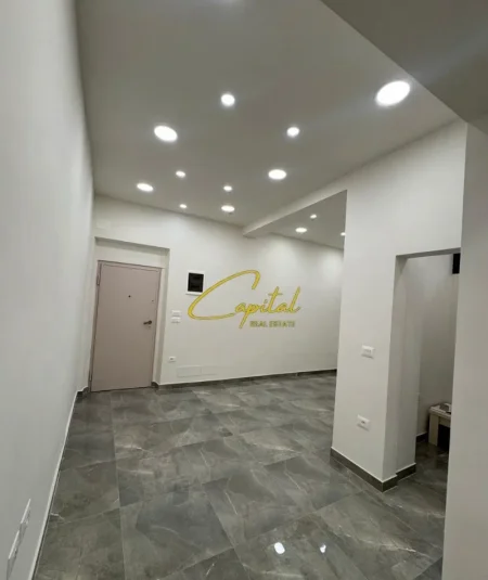 Tirane, shitet ambjent biznesi Kati 0, 70 m² 485.000 € (STADIUMI DINAMO)