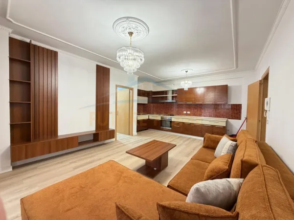 Tirane, shes apartament 2+1 Kati 3, 100 m² 163.000 € (Lin, Yzberisht)