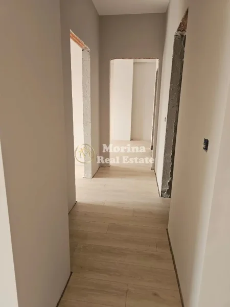 Tirane, jepet me qera apartament 2+1 Kati 7, 86 m² 800 € (Komuna e Parisit)