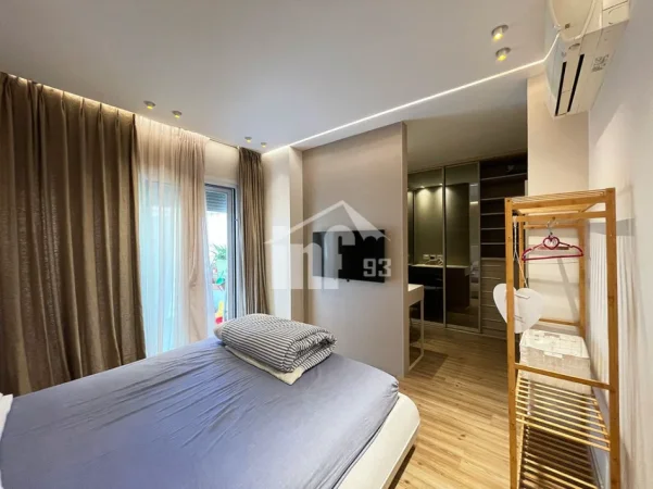 Tirane, jepet me qera apartament 2+1 Kati 5, 95 m² 950 € (RRUGA E “DIBRES”, TE SELVIA)