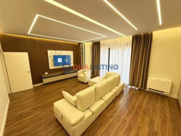 Tirane, jepet me qera apartament 2+1 , 137 m² 1.300 € (Kodra e Diellit)