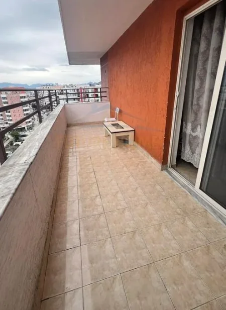 Tirane, jepet me qera apartament Kati 8, 72 m² 400 € (Nela 6)
